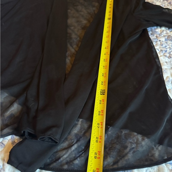 Elegant Black Women's Top - Picture 2 of 6